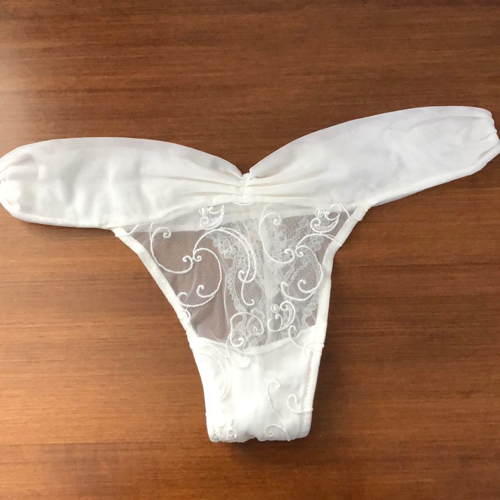 Lise Charmel Thong Panty France Couture Embroidery